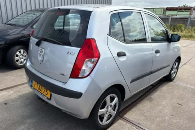 Hyundai i10 (2009) thumbnail 3