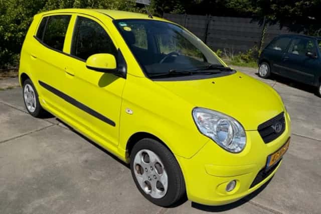 Kia Picanto (2010) thumbnail 2