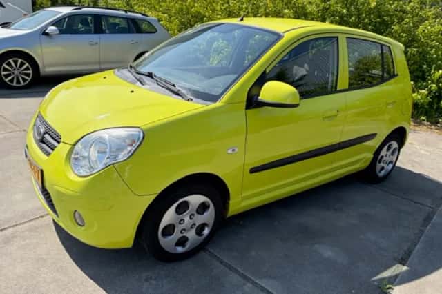Kia Picanto (2010) thumbnail 6