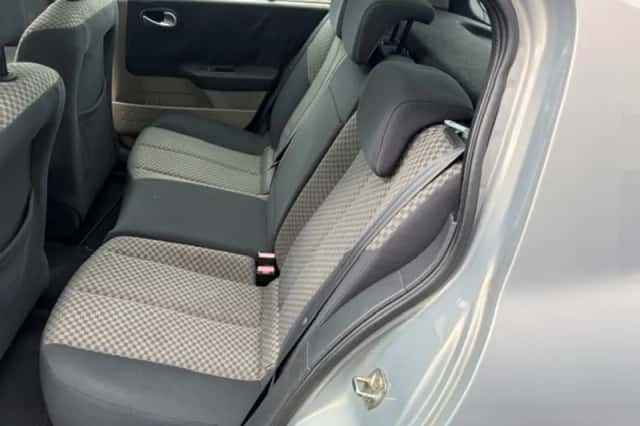 Renault Mégane (2003) thumbnail 6