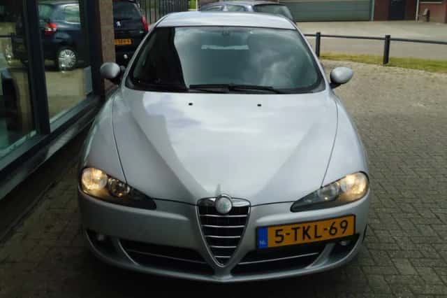 Alfa Romeo 147 (2007) thumbnail 3