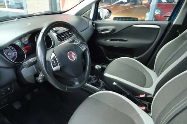 Fiat Punto (2012) thumbnail 6