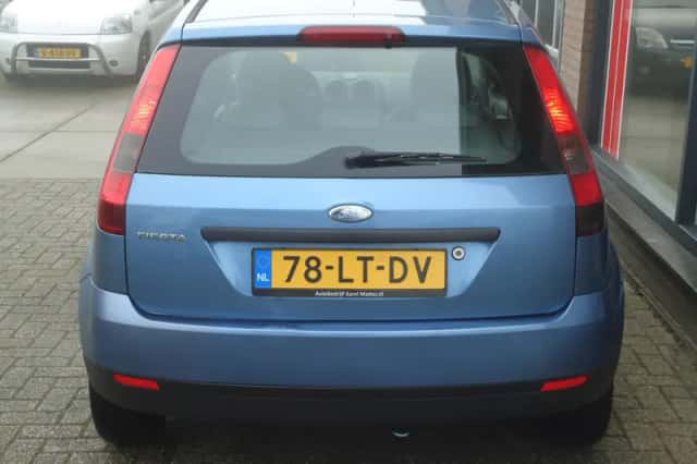 Ford Fiesta (2003) thumbnail 4