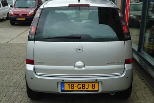Opel Meriva (2008) thumbnail 4