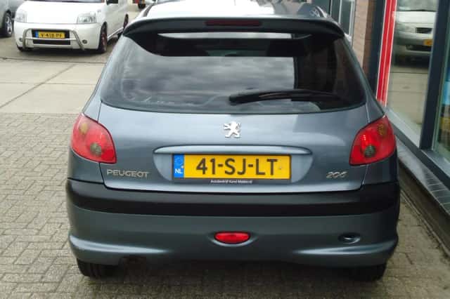 Peugeot 206 (2006) thumbnail 4
