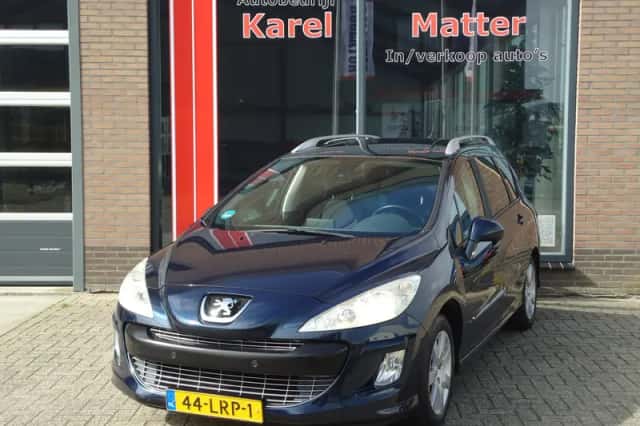 Peugeot 308 (2010) thumbnail 1