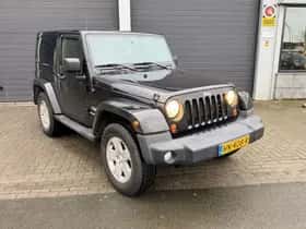 Jeep Wrangler (2012) thumbnail 2