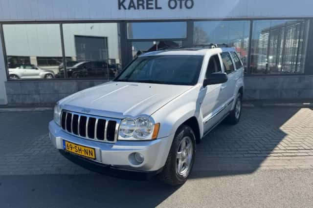 Jeep Grand Cherokee (2005) thumbnail 1
