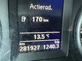 Volkswagen Touran (2013) thumbnail 14