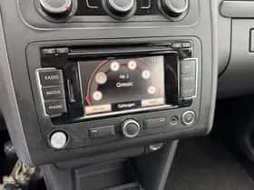 Volkswagen Touran (2013) thumbnail 19