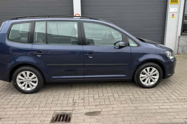 Volkswagen Touran (2013) thumbnail 5