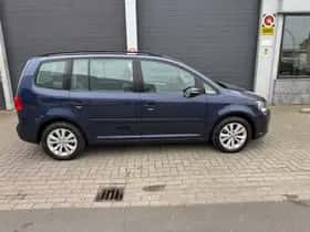 Volkswagen Touran thumbnail 5