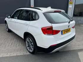 BMW X1 (2010) thumbnail 3
