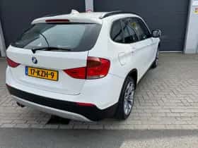 BMW X1 (2010) thumbnail 4