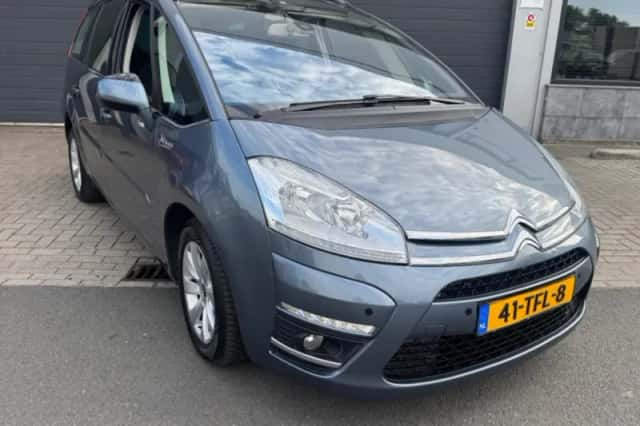 Citroën C4 (2012) thumbnail 2