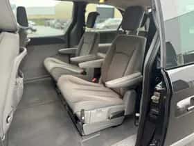 Chrysler GRAND VOYAGER (2005) thumbnail 10