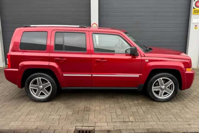 Jeep PATRIOT (2009) thumbnail 5
