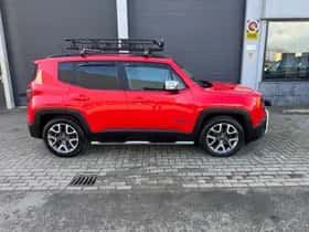 Jeep Renegade (2017) thumbnail 5