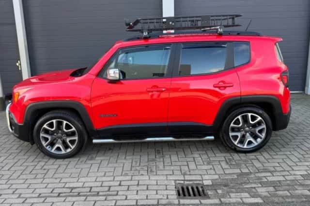 Jeep Renegade (2017) thumbnail 6