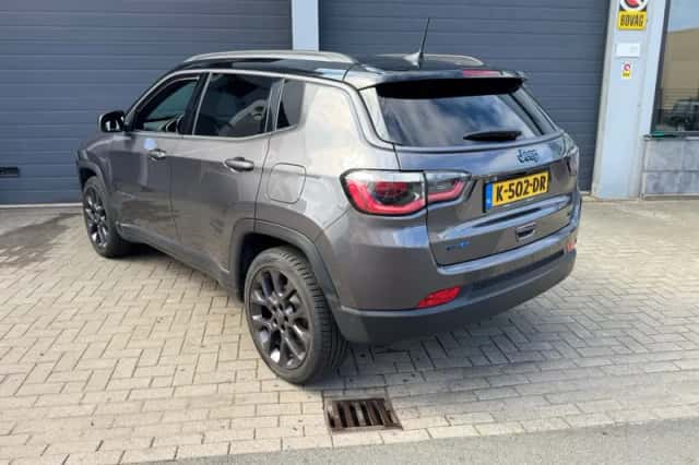 Jeep Compass (2020) thumbnail 4