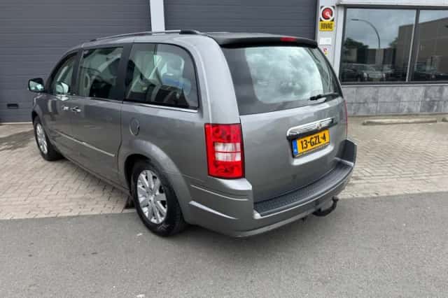 Chrysler GRAND VOYAGER (2008) thumbnail 3