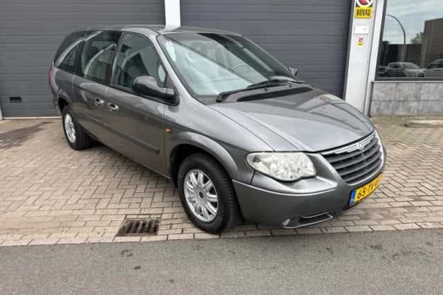 Chrysler GRAND VOYAGER (2007) thumbnail 2