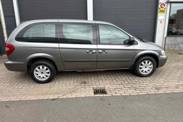 Chrysler GRAND VOYAGER (2007) thumbnail 4