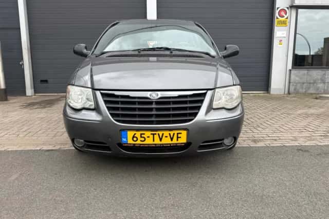 Chrysler GRAND VOYAGER (2007) thumbnail 6
