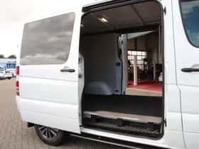 Mercedes-Benz Sprinter (2018) thumbnail 11
