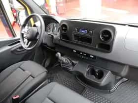 Mercedes-Benz Sprinter (2021) thumbnail 5