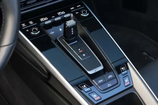 Porsche 911 (2020) thumbnail 14