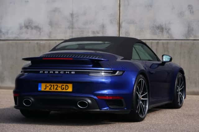 Porsche 911 (2020) thumbnail 18