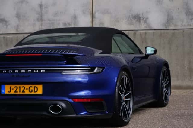 Porsche 911 (2020) thumbnail 20