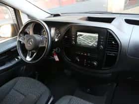 Mercedes-Benz Vito (2021) thumbnail 5