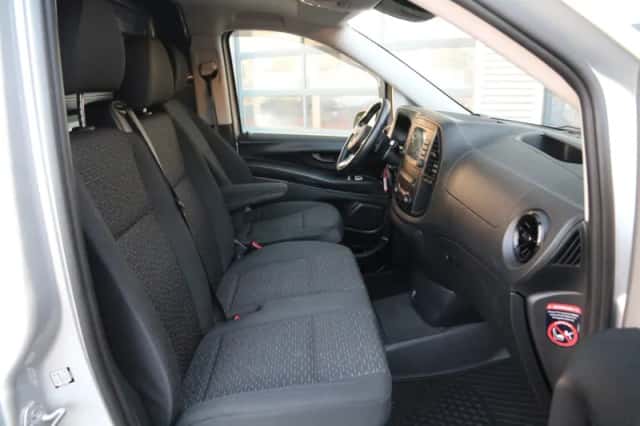Mercedes-Benz Vito (2021) thumbnail 9
