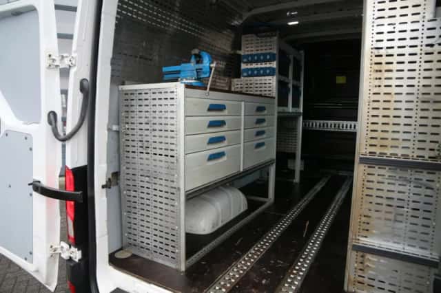 Volkswagen Crafter (2018) thumbnail 16
