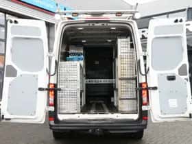 Volkswagen Crafter (2018) thumbnail 3
