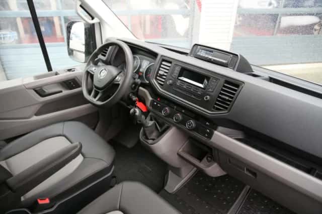 Volkswagen Crafter (2018) thumbnail 5