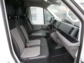 Volkswagen Crafter (2018) thumbnail 9