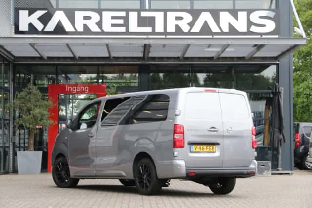 Opel Vivaro (2019) thumbnail 2