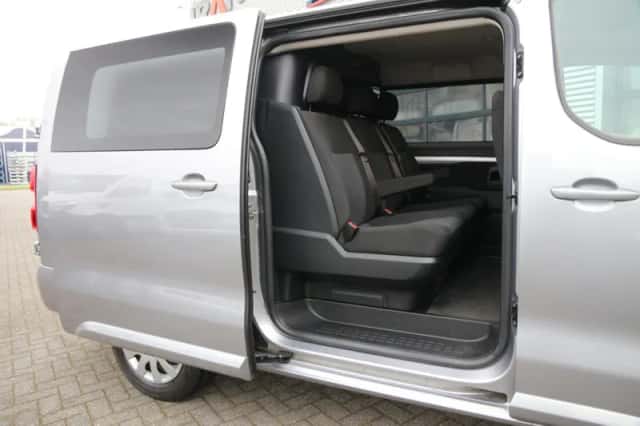 Opel Vivaro (2019) thumbnail 14