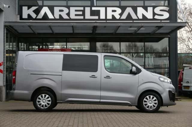 Opel Vivaro (2019) thumbnail 16