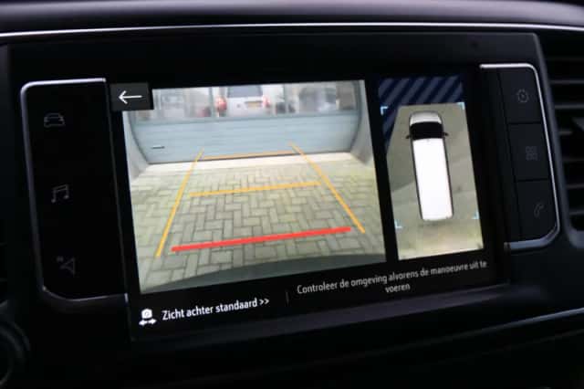 Opel Vivaro (2019) thumbnail 17