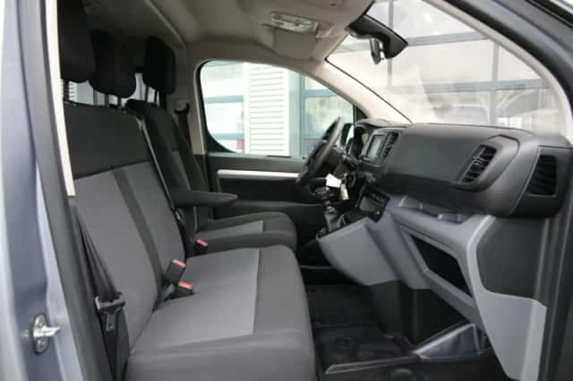 Opel Vivaro (2019) thumbnail 9
