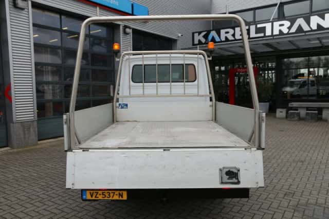 Mercedes-Benz Sprinter (2016) thumbnail 3