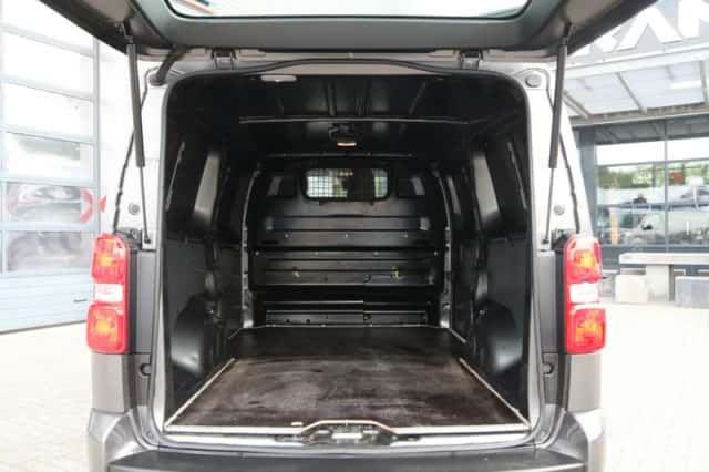 Citroën Jumpy (2023) thumbnail 4