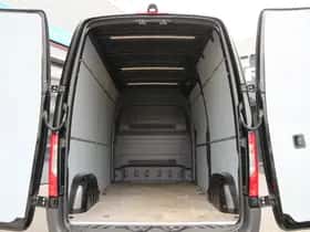 Mercedes-Benz Sprinter (2020) thumbnail 4