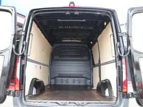 Mercedes-Benz Sprinter thumbnail 4