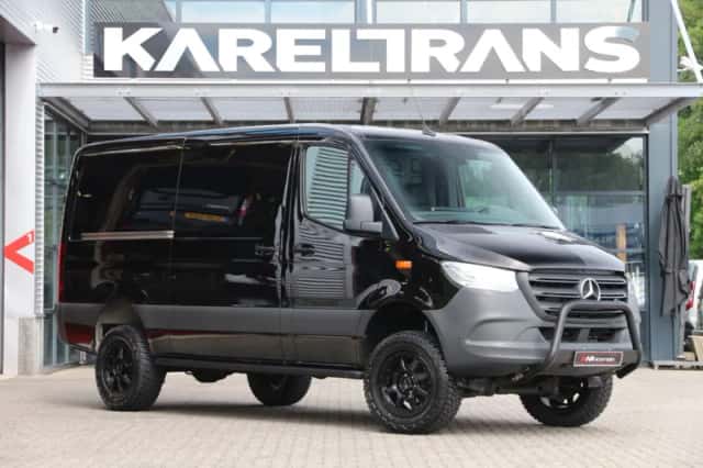 Mercedes-Benz Sprinter (2020) thumbnail 1