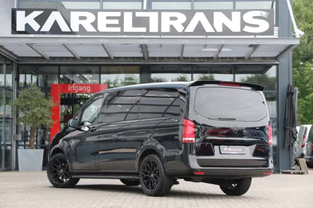 Mercedes-Benz Vito (2023) thumbnail 2
